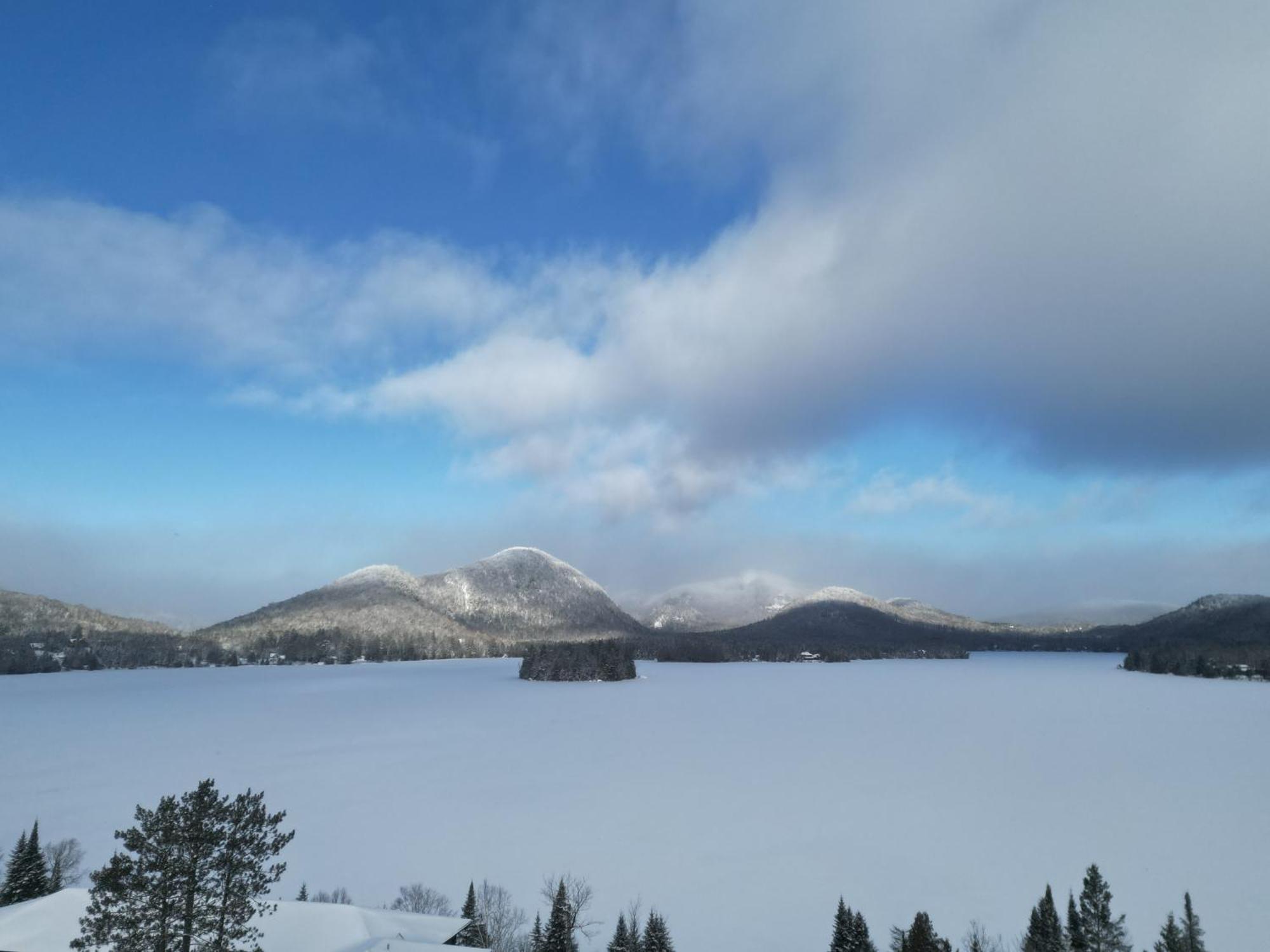 Lac-SuperieurEscapade Bonheur公寓 外观 照片