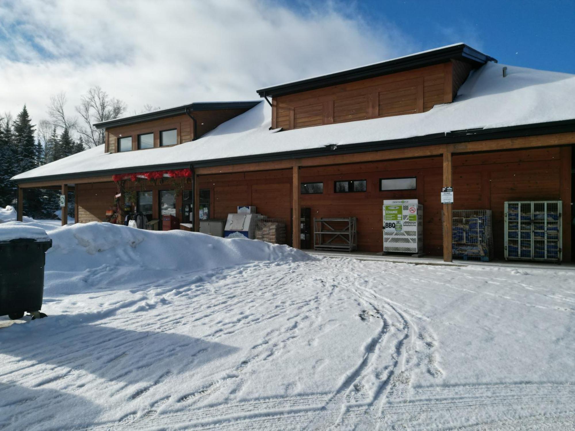 Lac-SuperieurEscapade Bonheur公寓 外观 照片